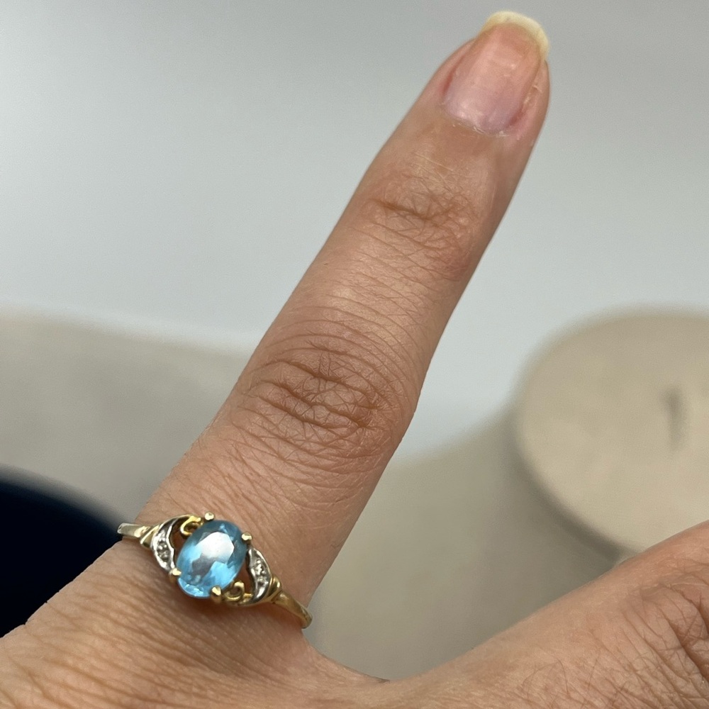 Vintage 10K Gold Blue Topaz & Diamond Ring – JCM Signed, Size 6.75 - Picture 12 of 17